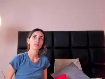ninacavallli from Chaturbate