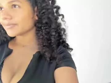 ninacollinss1 from Chaturbate