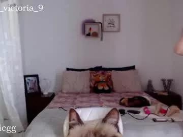 ninnarousse from Chaturbate
