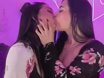ninoska_14 from Chaturbate