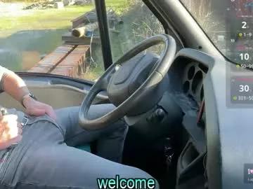ninosolo_35 from Chaturbate