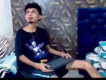 noah_the_kingmaster from Chaturbate is Freechat