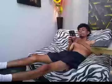 noah_the_kingmaster from Chaturbate is Freechat