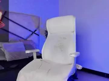Noahcrux webcams show profile image 
