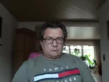 nobbie44 from Chaturbate