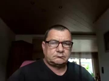 nobbie44 from Chaturbate