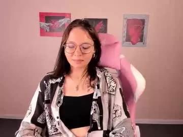 noora_moore from Chaturbate