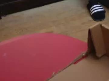 Discover our girls online shows and discover the company of countless livestreamers, with stunning shapes, sex toys and more.