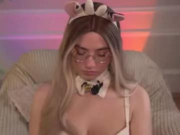 oliilali from Chaturbate