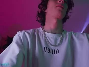 olliver___y from Chaturbate