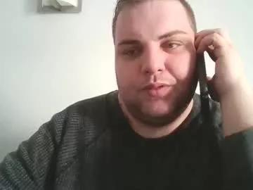 omgmikeydidwhat from Chaturbate