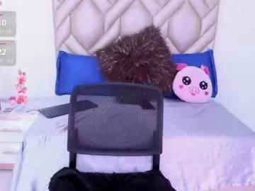 oops_yourcrotch from Chaturbate