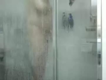 ozzie_male77 from Chaturbate