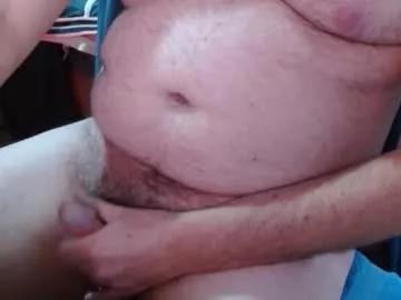 ozzieozzieoi from Chaturbate