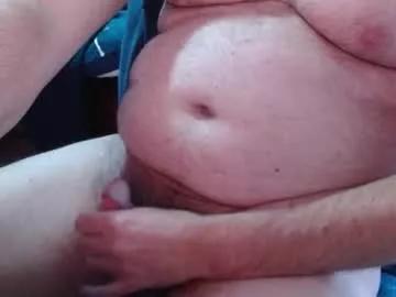 ozzieozzieoi from Chaturbate