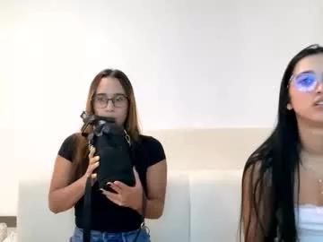 Discover our girls online shows and discover the company of countless livestreamers, with stunning shapes, sex toys and more.