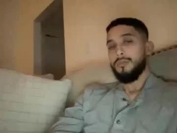 papicubano_guapo23cm from Chaturbate