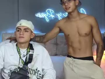 paradise_boy_s from Chaturbate