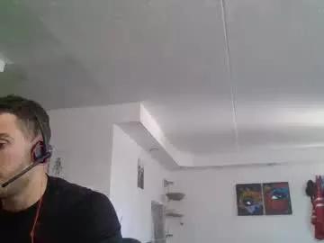 peterskinny24 from Chaturbate