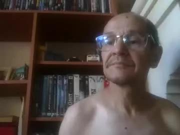 Pichoun71 webcams show profile image 
