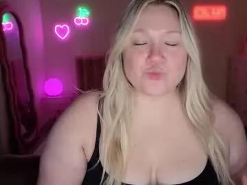 piggyrose from Chaturbate