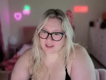 piggyrose from Chaturbate