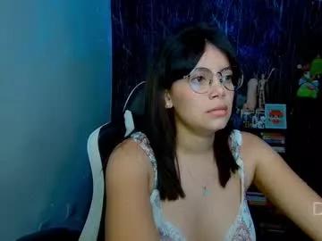 piixiie_d_oll from Chaturbate