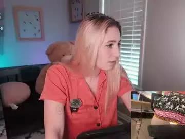 piperisyourho from Chaturbate