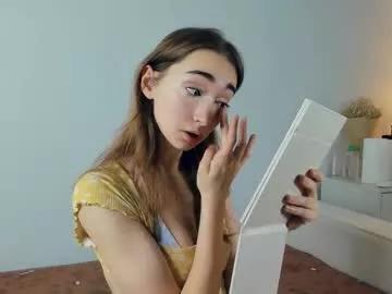 polly_bee from Chaturbate