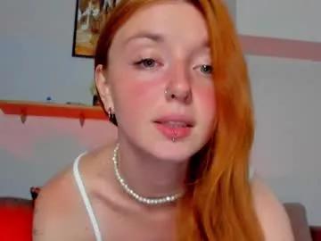 polly_luna from Chaturbate