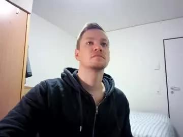 pommesmiteiscreme from Chaturbate