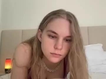 Photos of prettyluvvs from Chaturbate is Freechat