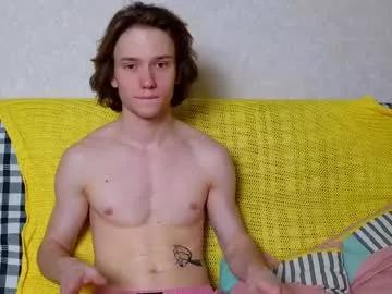 pupsenish from Chaturbate