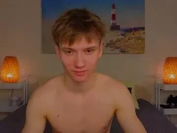 pupsenish from Chaturbate
