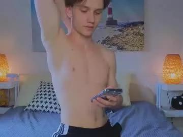 pupsenish from Chaturbate
