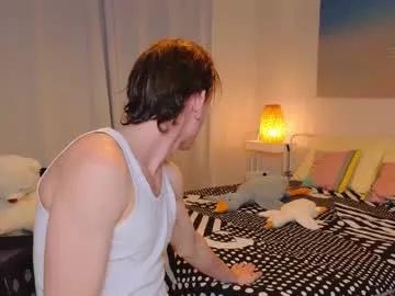 pupsenish from Chaturbate