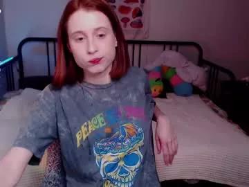 purplebeawer from Chaturbate