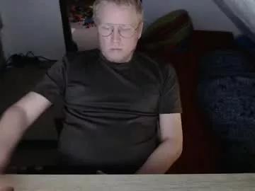 pussylovercb from Chaturbate