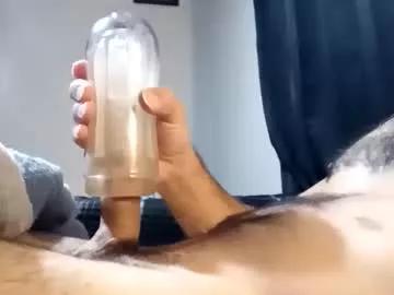 pussyluver420kik909587 from Chaturbate