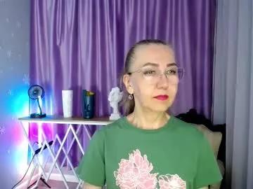 queen_a_n_i from Chaturbate