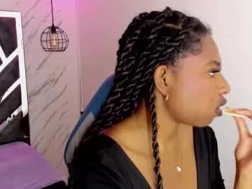 queen_perla_ from Chaturbate