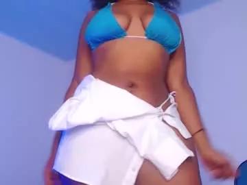 queenalya_ from Chaturbate