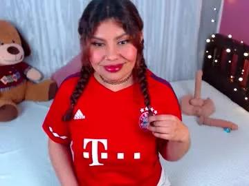 queenamazon_ from Chaturbate