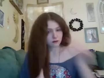 queencrimsonlvx from Chaturbate is Freechat