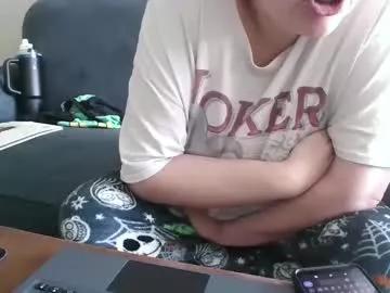 queenskull870 from Chaturbate