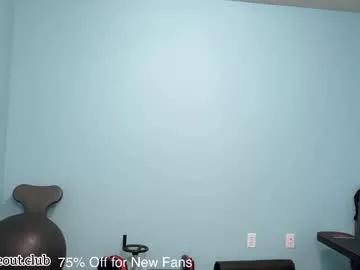 reeserideout from Chaturbate
