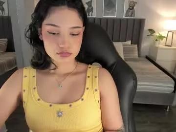 renee_shelby_ from Chaturbate