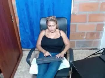 rennatabotwell02 from Chaturbate