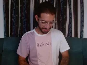 Reypablo1 webcams show profile image 