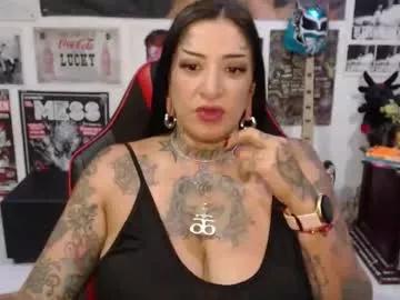 rollyderolandia666 from Chaturbate